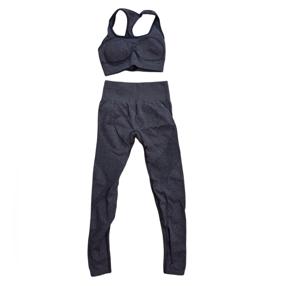 Gymshark Matching Sports Bra Top and Leggings Charcoal and Black Activewear!